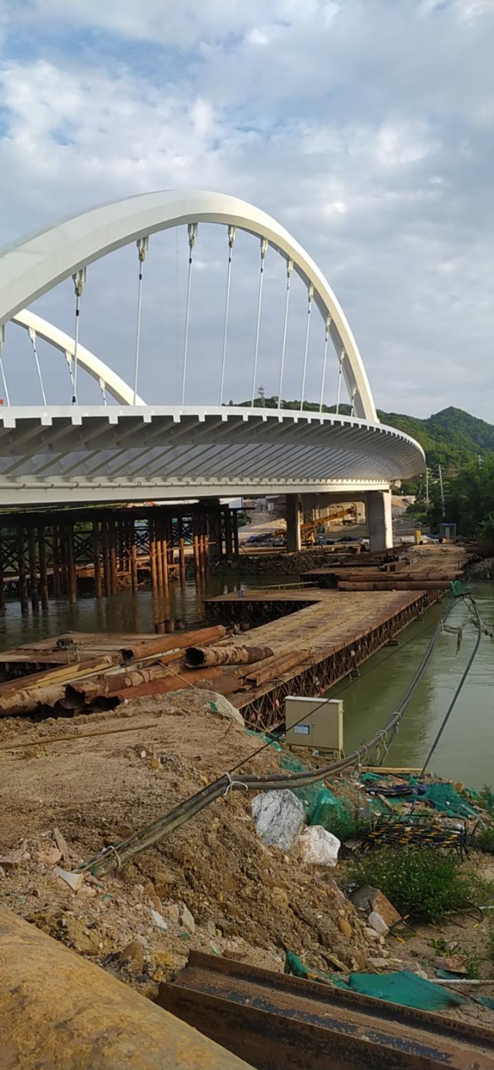 廣州從化文化項目(QL007)鋼箱梁、系杠拱及景觀廊道安裝
